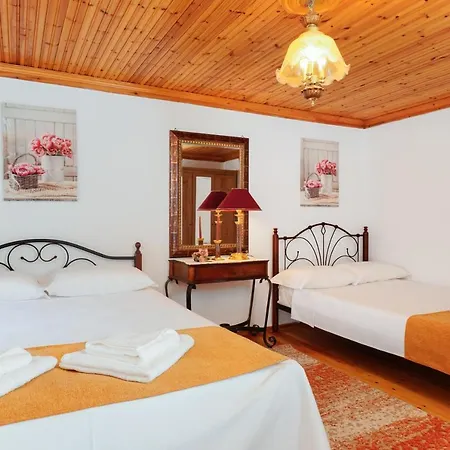 Nicole * Theologos (Thasos)