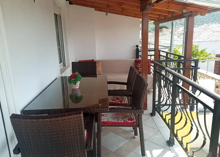 Nicole Casa de Férias *